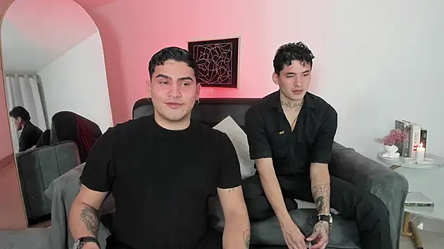 Snapshot of MatheoVelez chatting on 02.16.25 MatheoVelez online show from 02.16.25