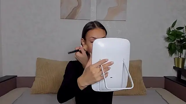 ChloeTeles  online show from 01.08.25