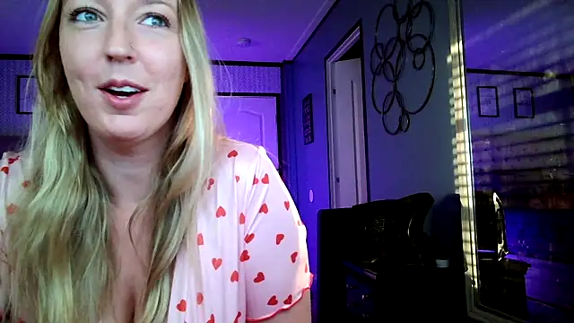 lucyallen4201 online show from 02.14.25