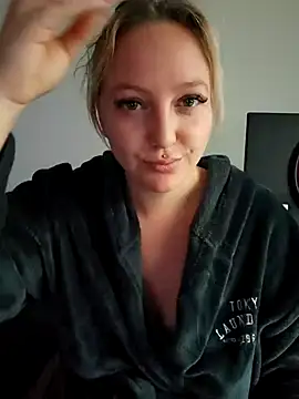 Milas Dreams online show from 09.22.25