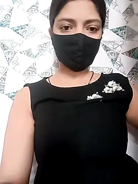 Snapshot of Mahi_Baby25 chatting on 09.18.25 Mahi Baby25 online show from 09.18.25