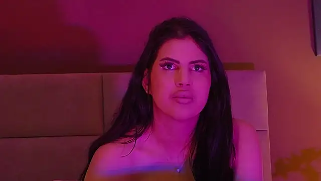 GiuliaHarvey online show from 02.02.25