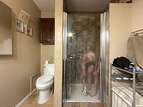 twentywithafelonyy online show from 12.14.25