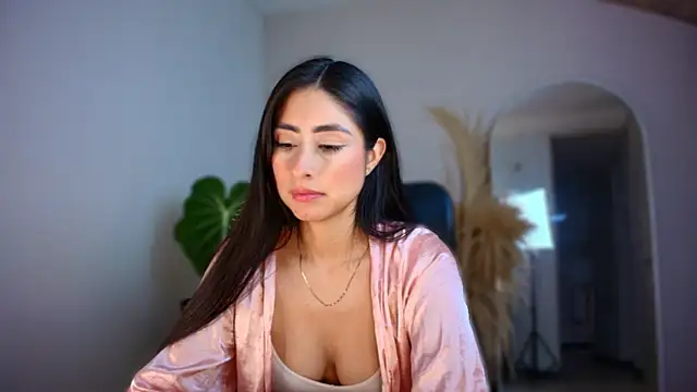 auroracaruso11 online show from 12.01.25