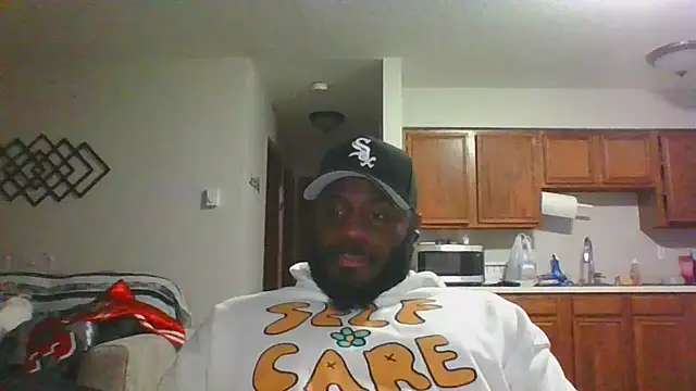 Stayinalive1992 online show from 01.18.25