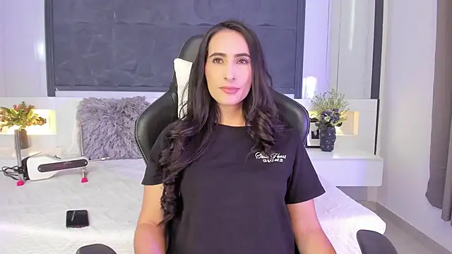 SaraGomez1 online show from 09.23.25