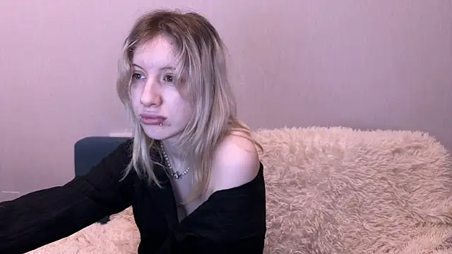 moundliicht1 online show from 11.07.25