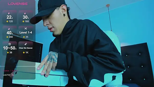 Lobo 17  online show from 11.08.25