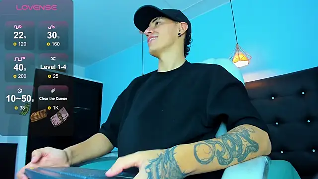 Lobo 17  online show from 01.06.26