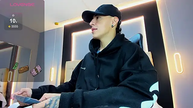 Lobo 17  online show from 02.01.26