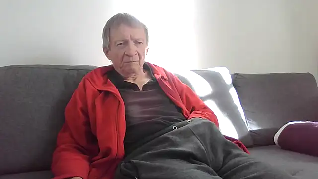 Snapshot of naturiste974 chatting on 10.23.25 naturiste974 online show from 10.23.25