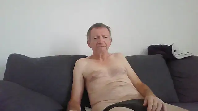 Snapshot of naturiste974 chatting on 07.03.26 naturiste974 online show from 07.03.26