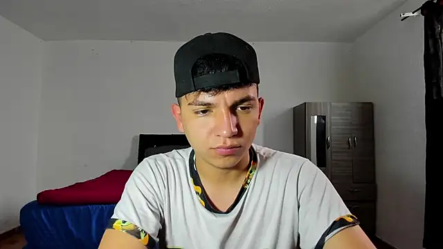 Danielbluestar online show from 02.04.25