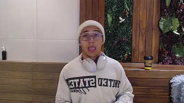 Andy Joy  online show from 11.06.25