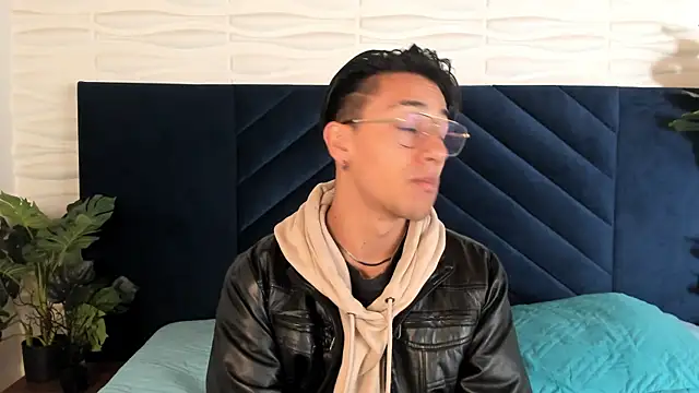 Andy Joy  online show from 01.11.26