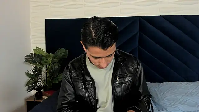 Snapshot of Andy_Joy_ chatting on 04.17.26 Andy Joy online show from 04.17.26