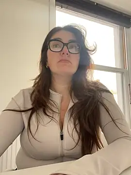 Snapshot of Miss_Stassi chatting on 01.02.25 Miss Stassi online show from 01.02.25