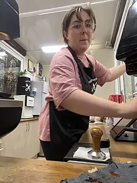 cinnabon  online show from 02.11.25