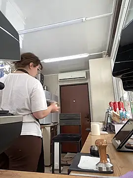 cinnabon  online show from 02.23.25