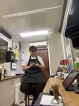 cinnabon  online show from 02.23.25