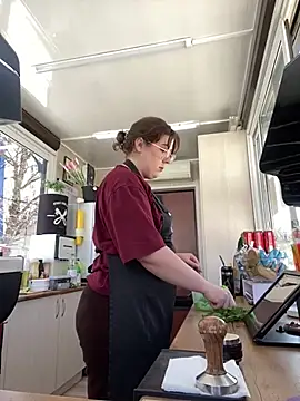 cinnabon  online show from 03.08.25