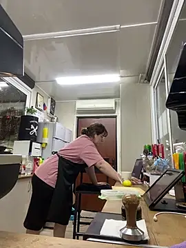 cinnabon  online show from 03.12.25