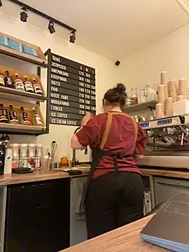 cinnabon  online show from 09.30.25