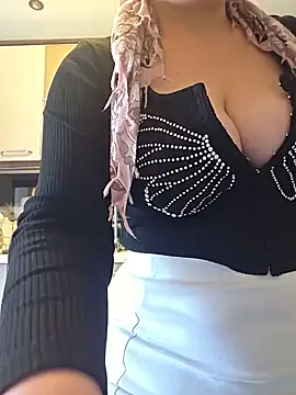 Erotica333 online show from 05.31.26