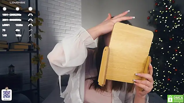 LindaFarmer online show from 01.07.25