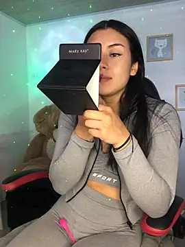 emily 22x online show from 01.17.25