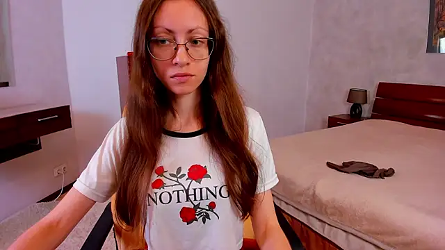 Pantyhose Mila online show from 11.07.25