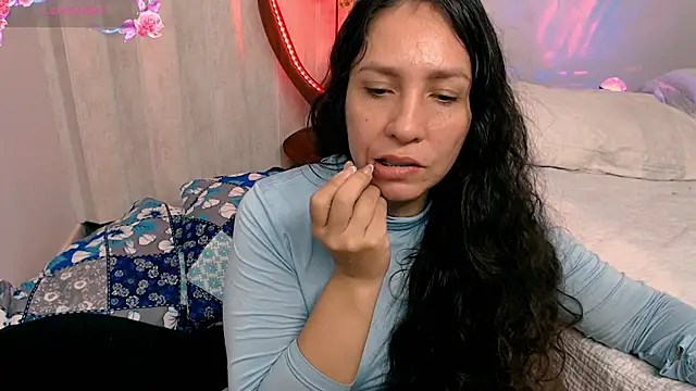 Snapshot of naihroby chatting on 07.11.26 naihroby online show from 07.11.26