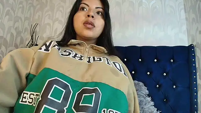 CarolineBrunx online show from 05.18.26