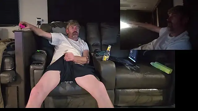 Snapshot of Cobra500hp chatting on 01.08.26 Cobra500hp online show from 01.08.26