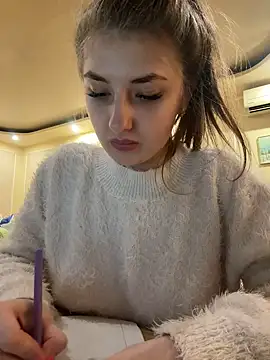 sexyy girl  online show from 12.20.24