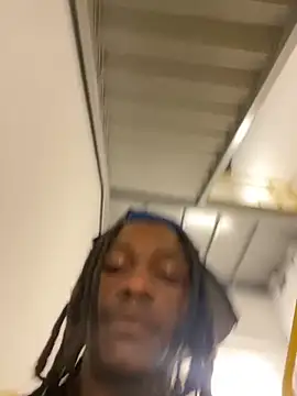 Snapshot of sneakylink13__ chatting on 10.31.25 sneakylink13   online show from 10.31.25