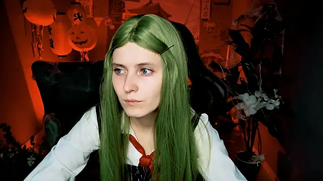 LolaAsmus online show from 10.30.25