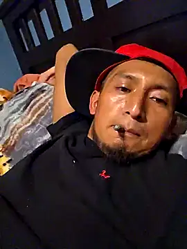 Snapshot of Jovende28 chatting on 10.22.25 Jovende28 online show from 10.22.25