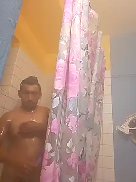 Snapshot of Jovende28 chatting on 11.12.25 Jovende28 online show from 11.12.25