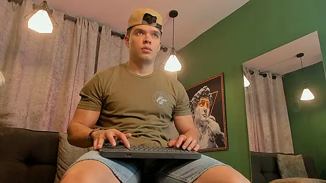 Snapshot of Jake_Tylerr_ chatting on 09.16.25 Jake Tylerr  online show from 09.16.25