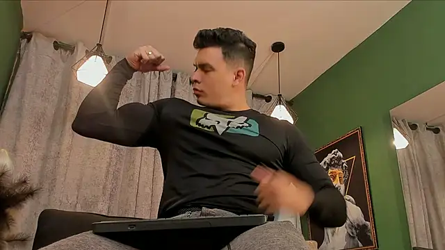 Snapshot of Jake_Tylerr_ chatting on 10.25.25 Jake Tylerr  online show from 10.25.25