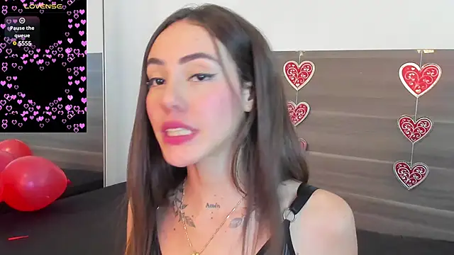 Vennus gir online show from 02.14.25