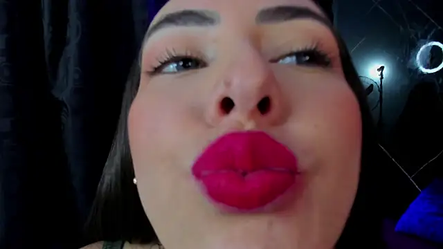 Vennus gir online show from 11.11.25