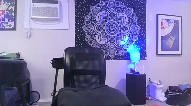 SirCharlesXXX online show from 02.14.25