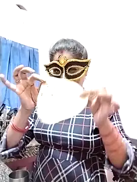 Babydoll 18 online show from 11.10.25