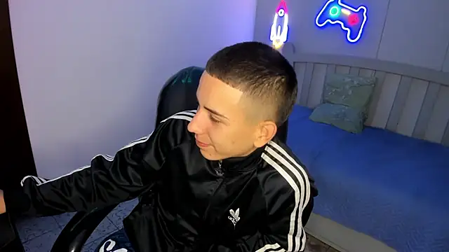 JackSwan18 online show from 11.23.25