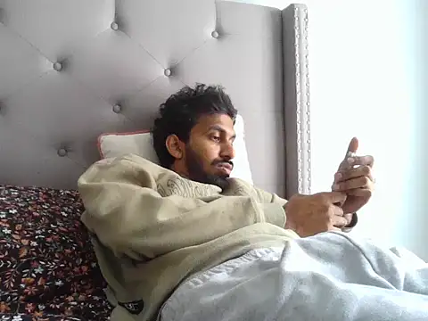 skinny  boy   online show from 02.23.26