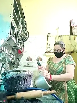 heenage online show from 02.26.26