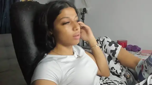 pocahontas lov20 online show from 01.14.26