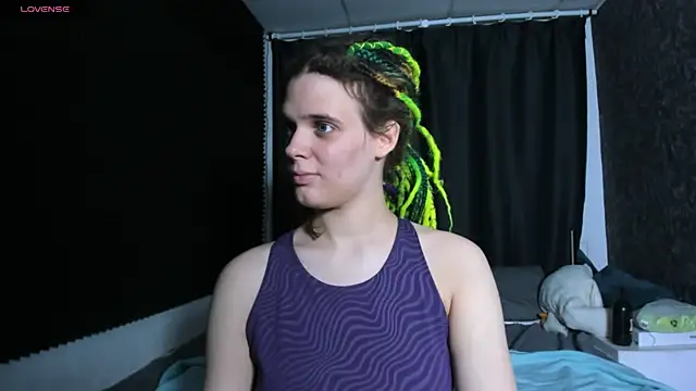 KIKI Krash online show from 11.29.25